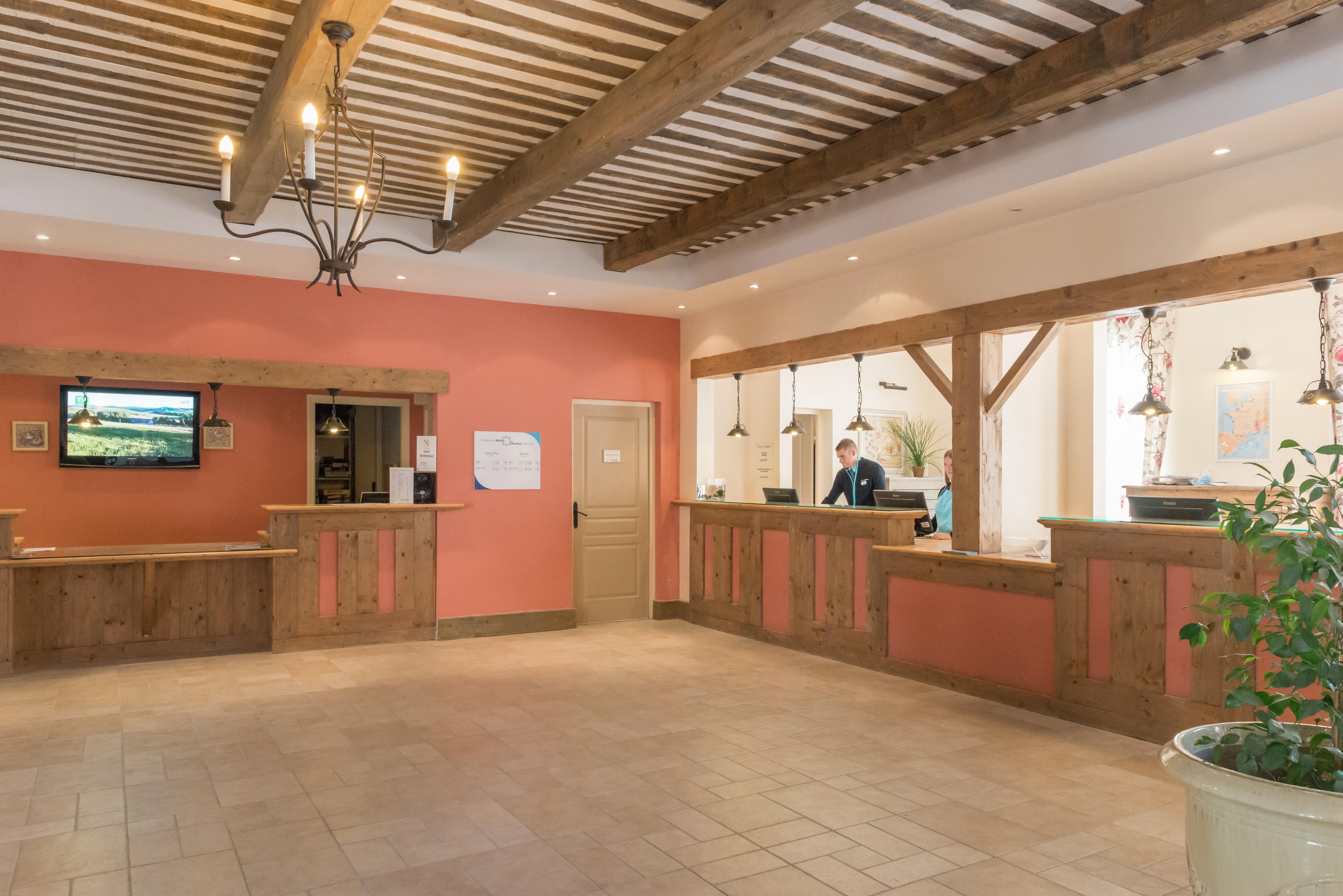 Village Pierre & Vacances Le Rouret Grospierres Exterior photo