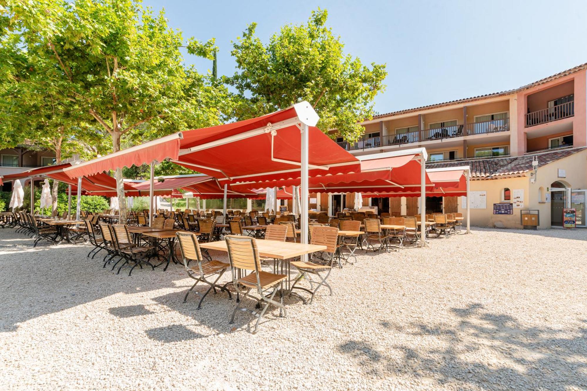 Village Pierre & Vacances Le Rouret Grospierres Exterior photo